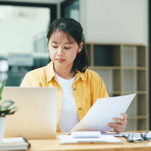 Client benefits from certified translation services for financial docs in New York, ensuring smooth international business.